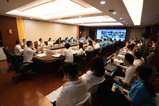 中路公司召开职工代表大会审议通过《加油站“微腐败”行为管理细则》等3项制度.png 中路公司召开职工代表大会审议通过《加油站“微腐败”行为管理细则》等3项制度.png